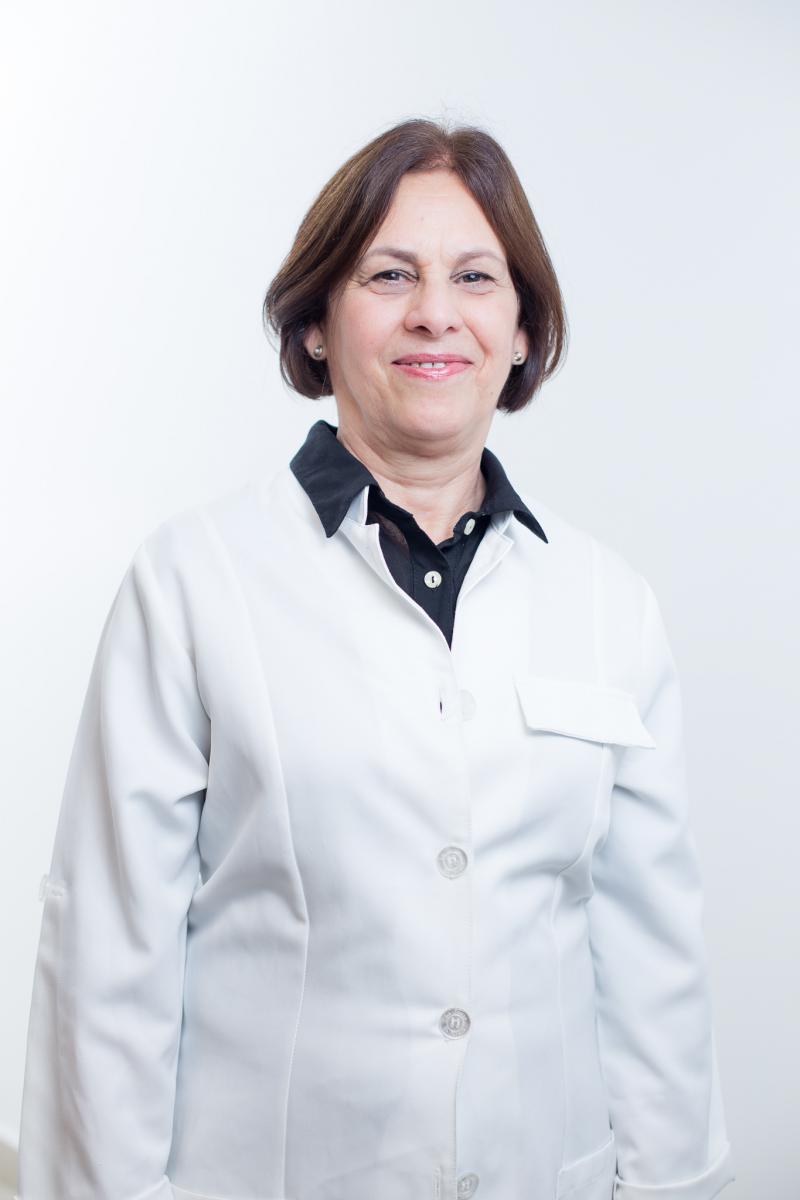 Dra. Ester Coletta